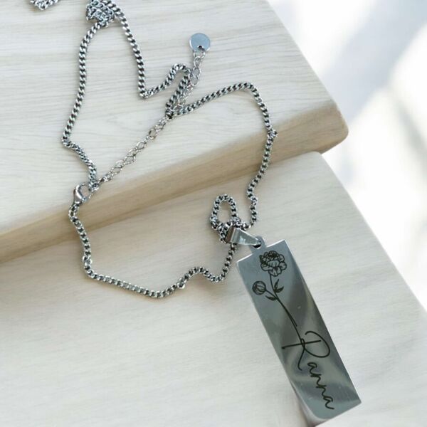 Engraving Long Rectangle Stainless Necklace Thumbnail